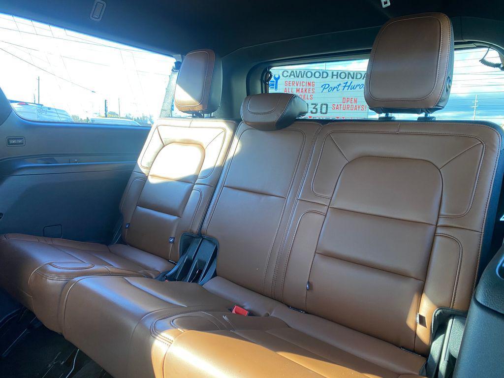 used 2024 Lincoln Navigator car, priced at $73,573