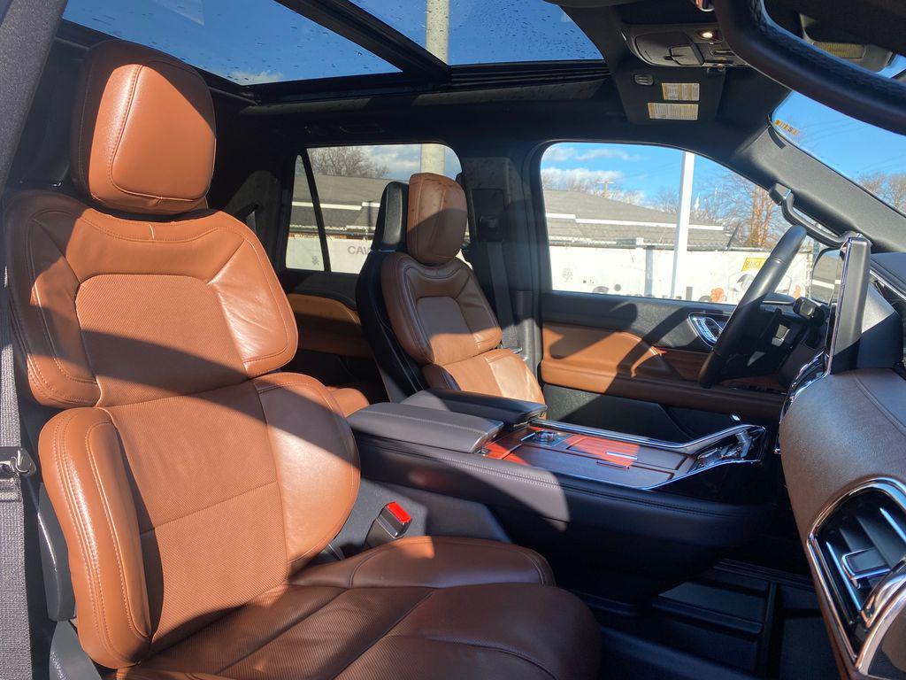 used 2024 Lincoln Navigator car, priced at $73,573