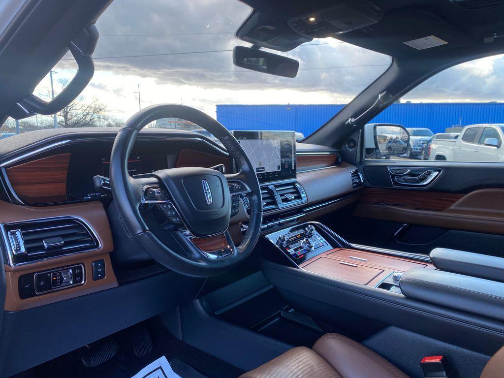 used 2024 Lincoln Navigator car, priced at $73,573