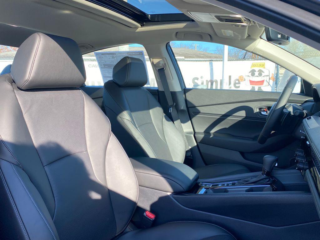 new 2025 Honda Accord Hybrid car, priced at $35,390