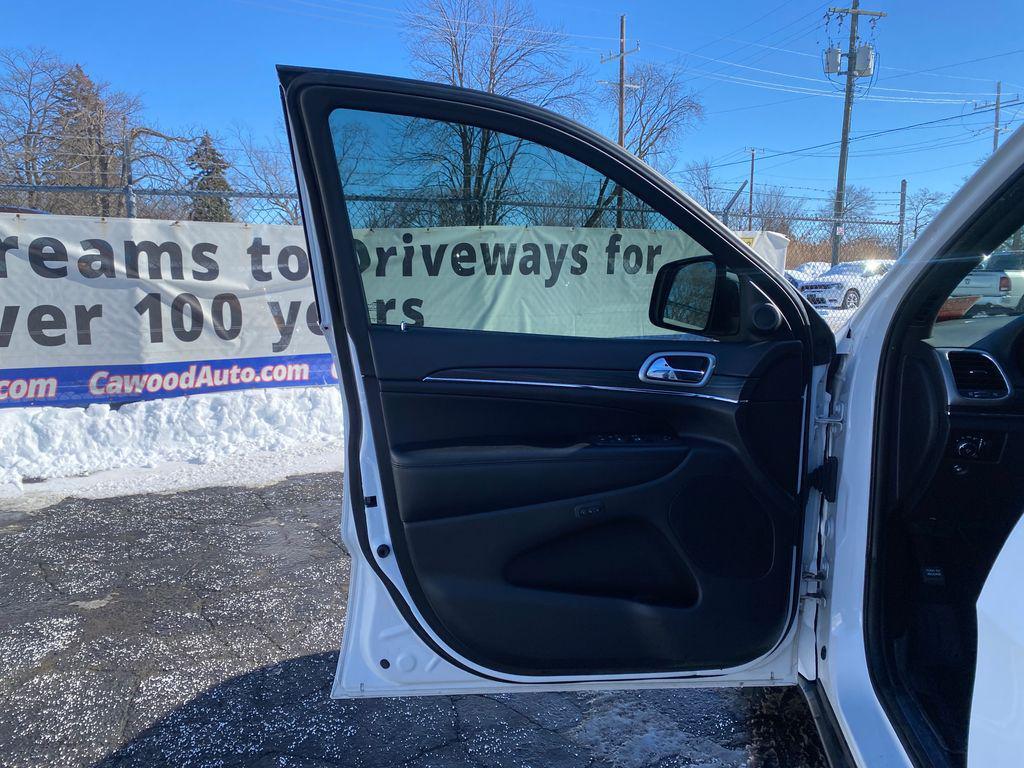 used 2019 Jeep Grand Cherokee car, priced at $15,998