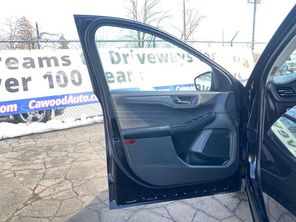 used 2025 Ford Escape car, priced at $22,291