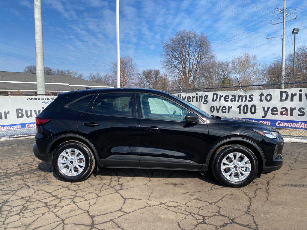 used 2025 Ford Escape car, priced at $22,291