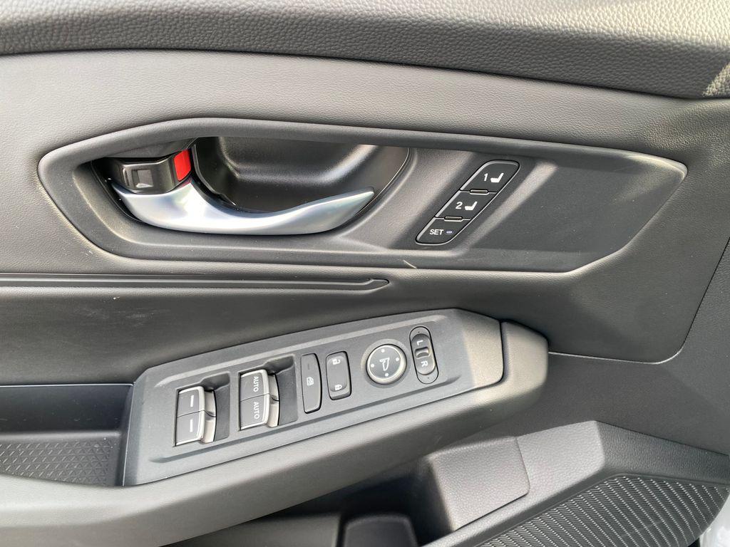 new 2025 Honda Accord Hybrid car, priced at $35,640