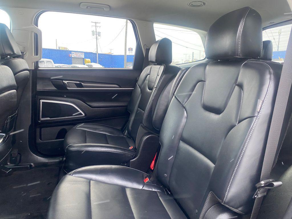 used 2024 Kia Telluride car, priced at $31,540