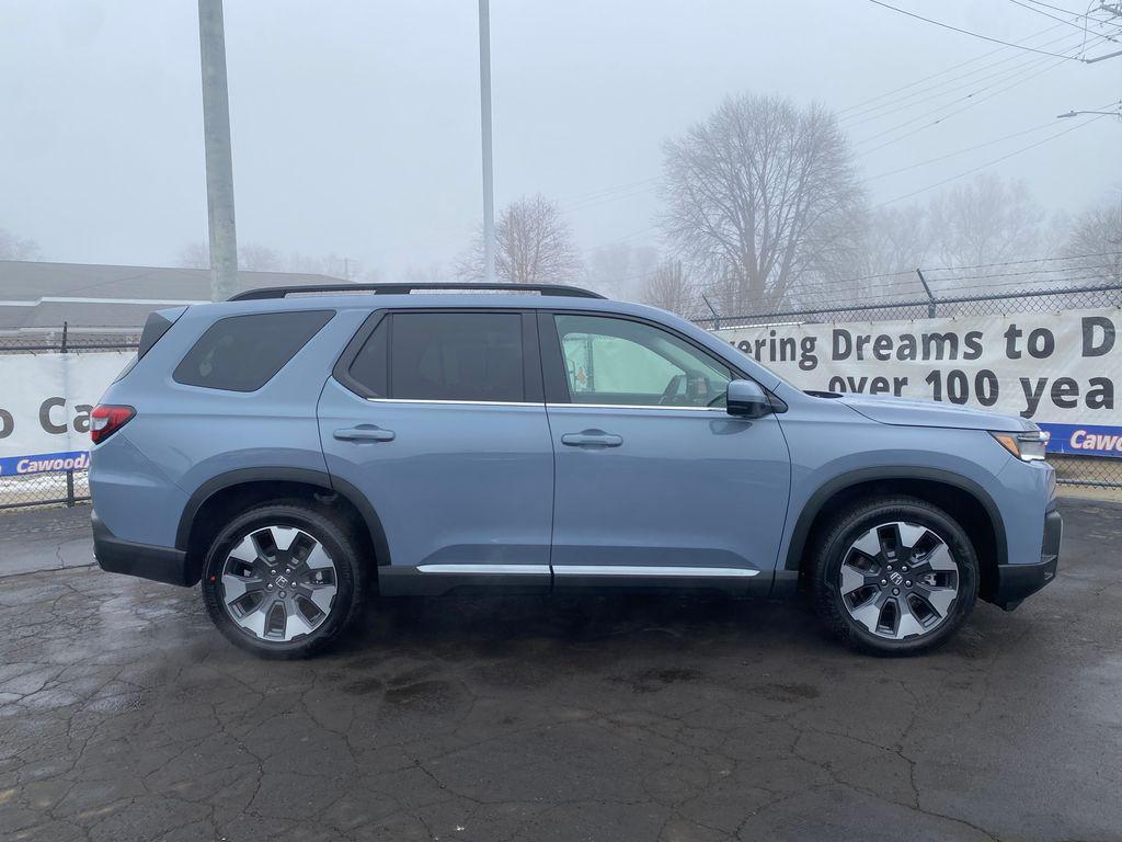 new 2026 Honda Pilot car, priced at $54,945
