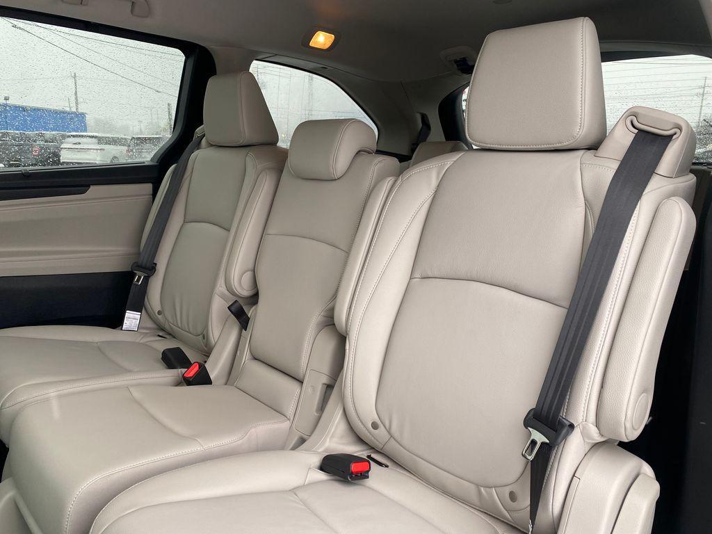 new 2026 Honda Odyssey car, priced at $42,990