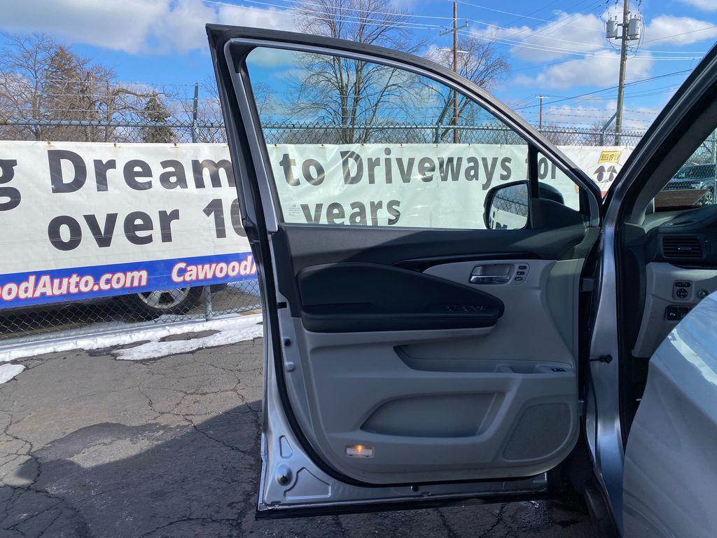 used 2016 Honda Pilot car, priced at $10,986