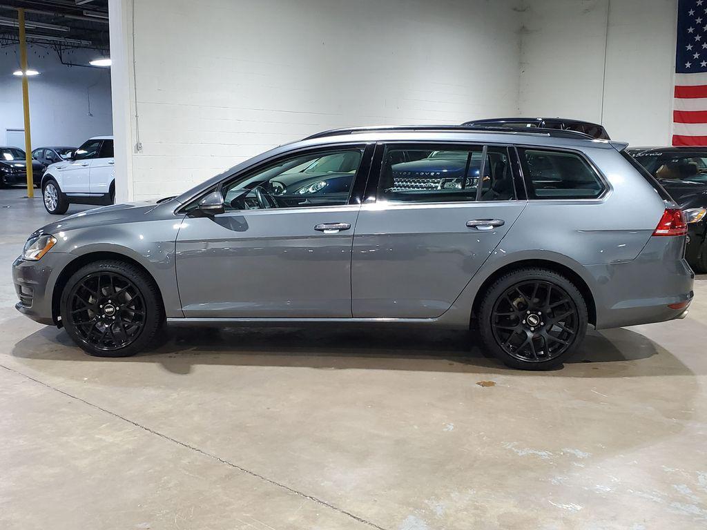used 2015 Volkswagen Golf SportWagen car, priced at $10,997