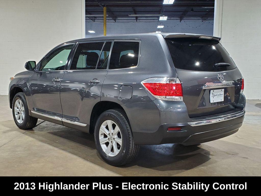 used 2013 Toyota Highlander car, priced at $11,989