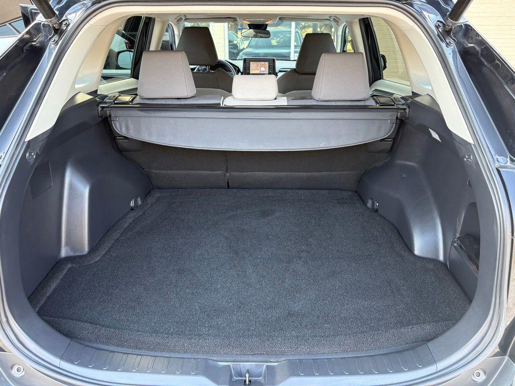 used 2021 Toyota RAV4 car, priced at $22,994