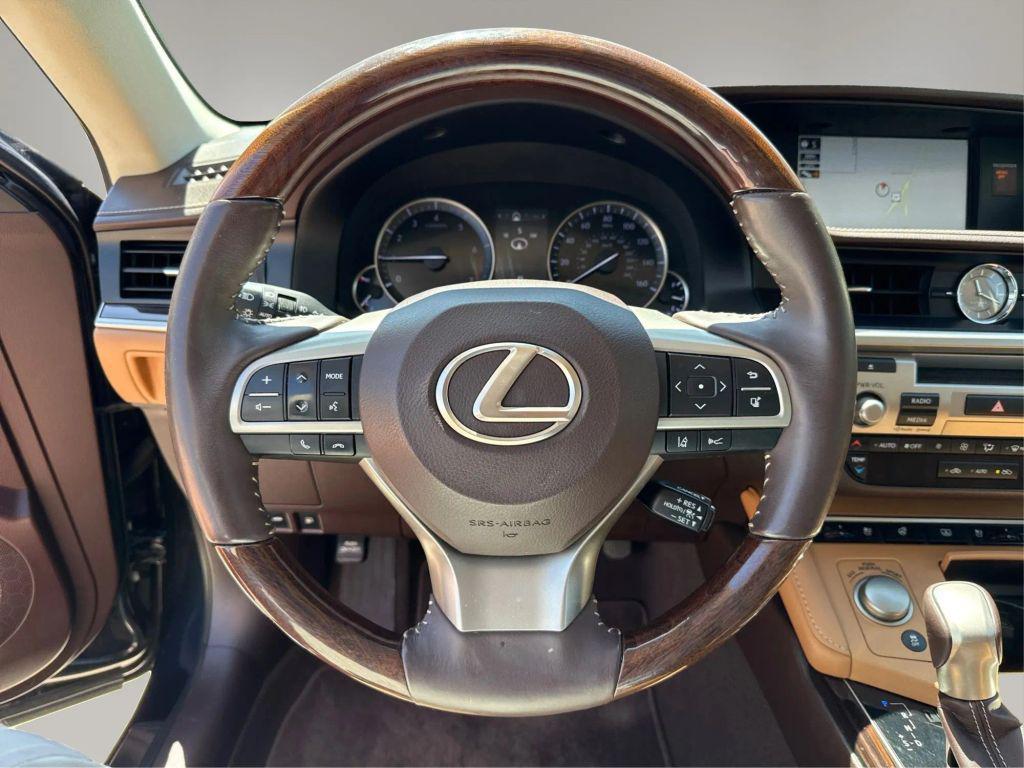used 2018 Lexus ES 350 car, priced at $24,444