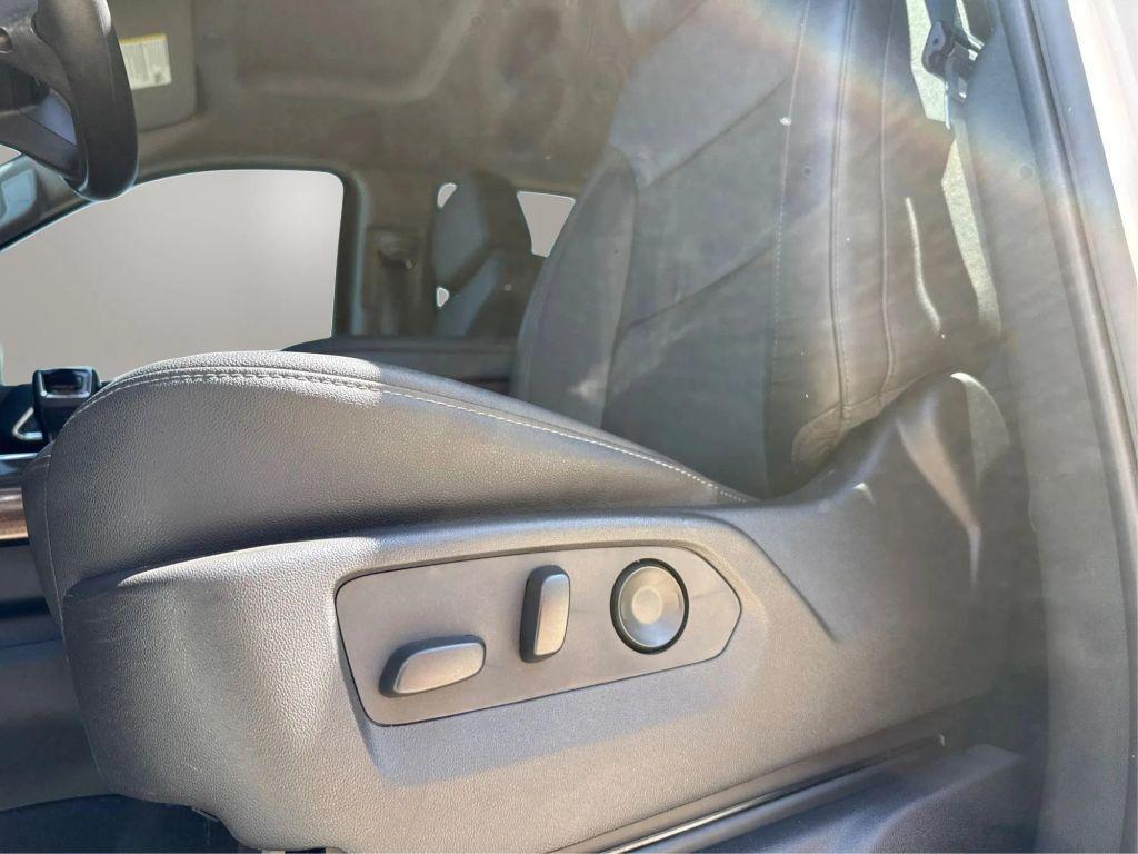 used 2024 Chevrolet Silverado 1500 car, priced at $47,994