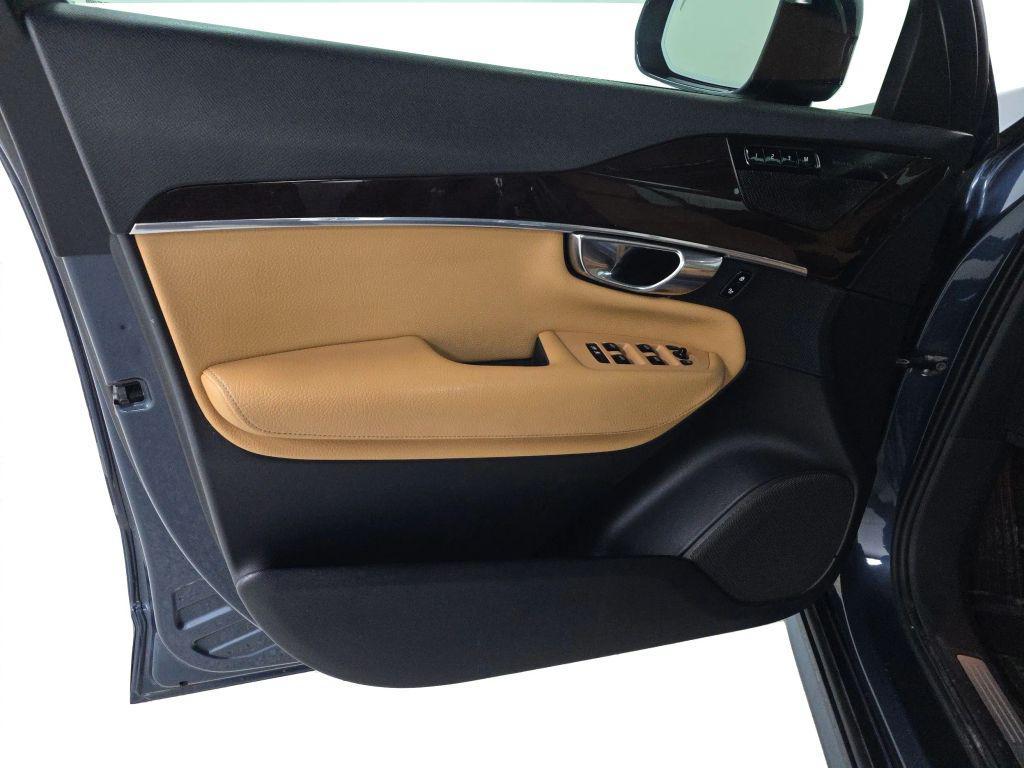 used 2019 Volvo XC90 car, priced at $19,444