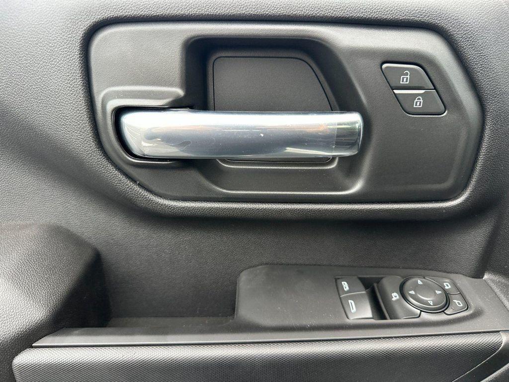 new 2025 GMC Sierra 3500 car, priced at $52,412