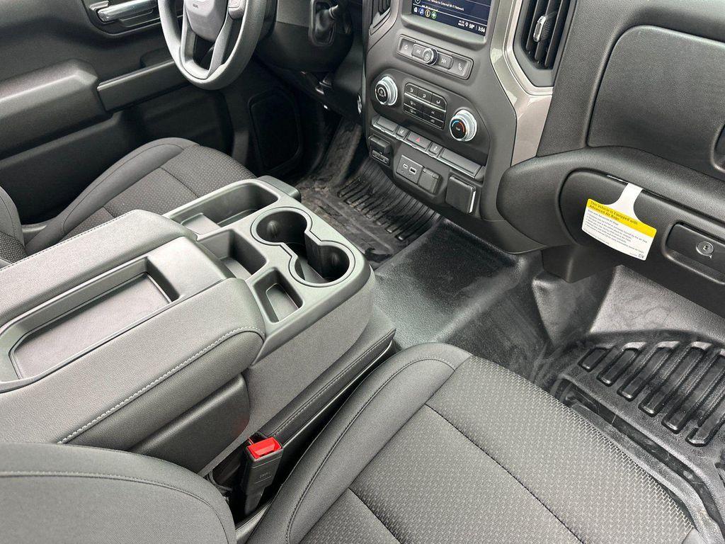 new 2025 GMC Sierra 3500 car, priced at $52,412