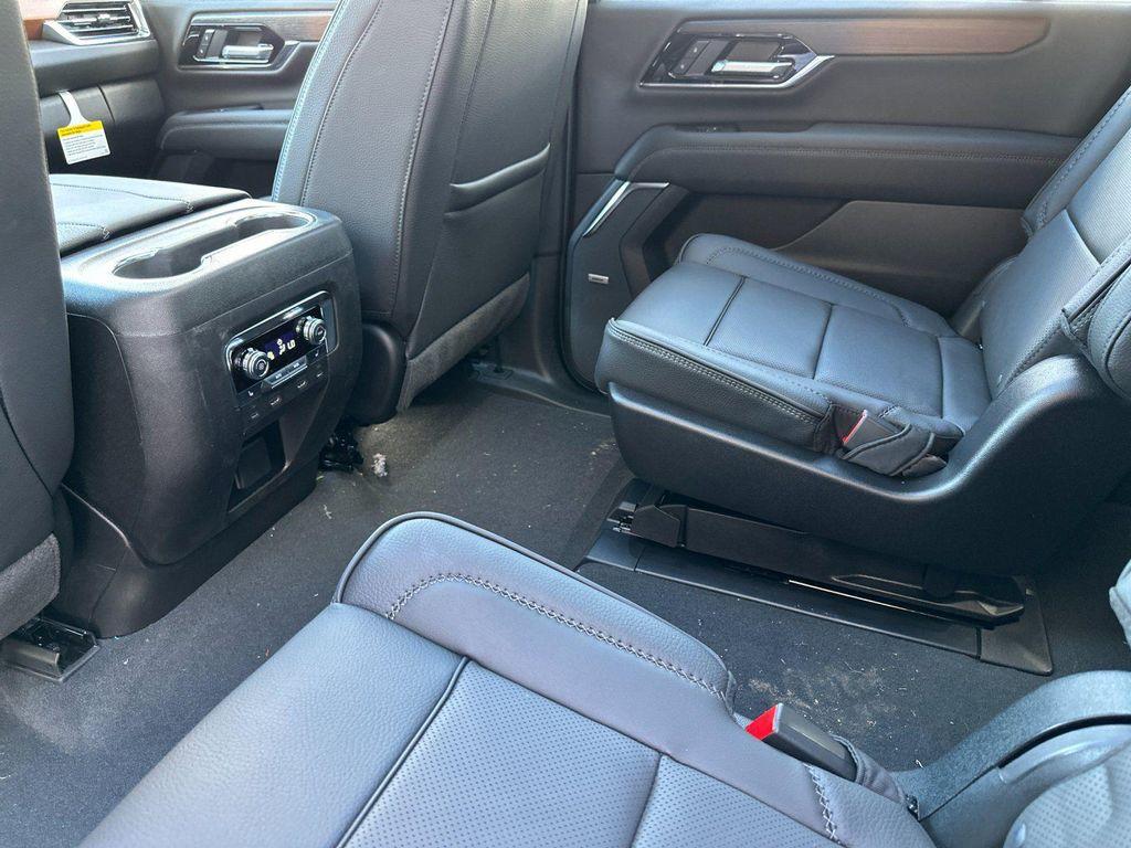 new 2026 GMC Yukon XL car, priced at $100,170