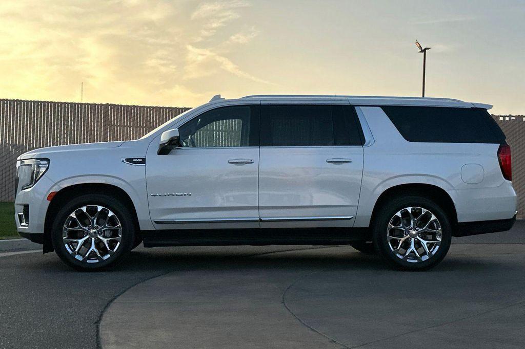used 2021 GMC Yukon XL car, priced at $41,728