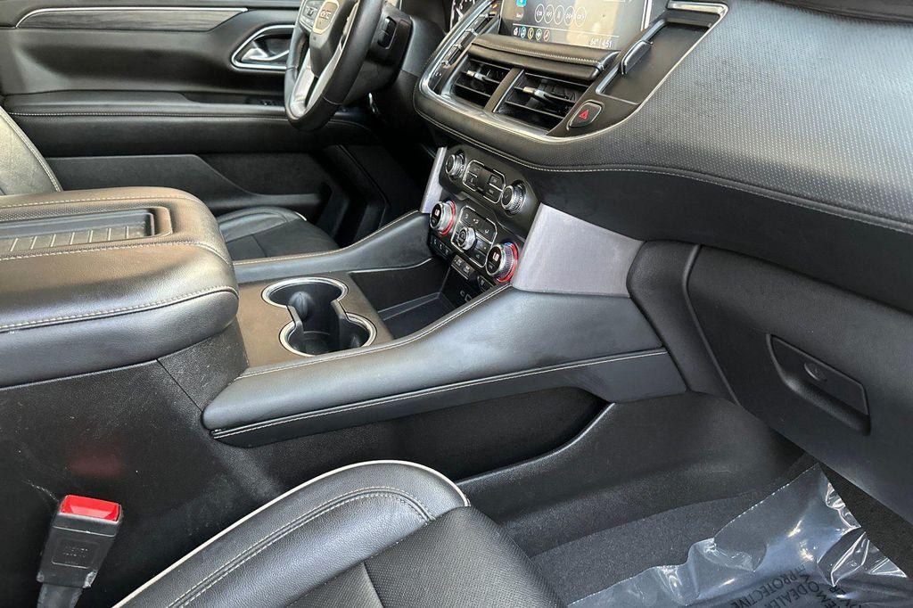 used 2021 GMC Yukon XL car, priced at $41,728