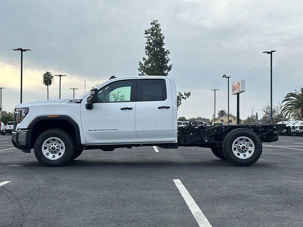 new 2026 GMC Sierra 3500 car, priced at $52,178