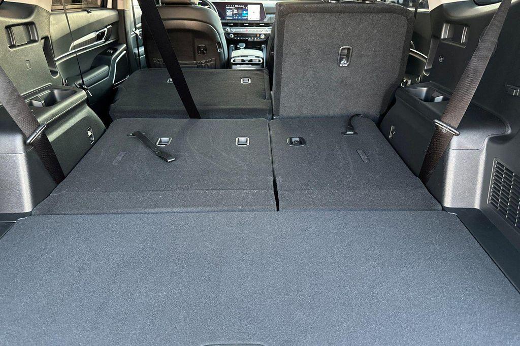 used 2025 Kia Telluride car, priced at $43,190