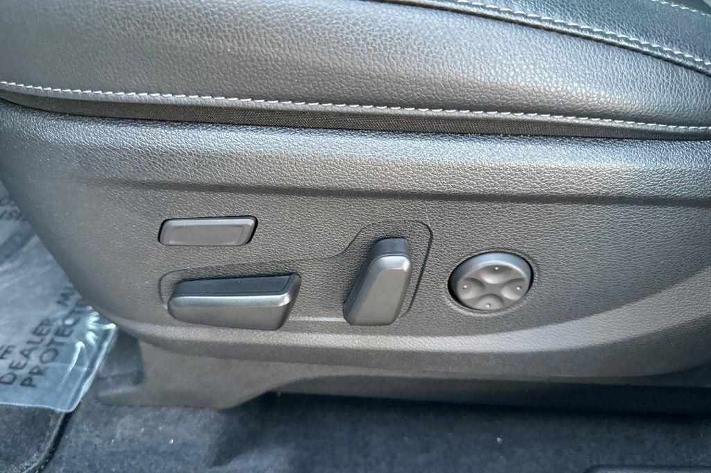 used 2025 Kia Telluride car, priced at $43,190