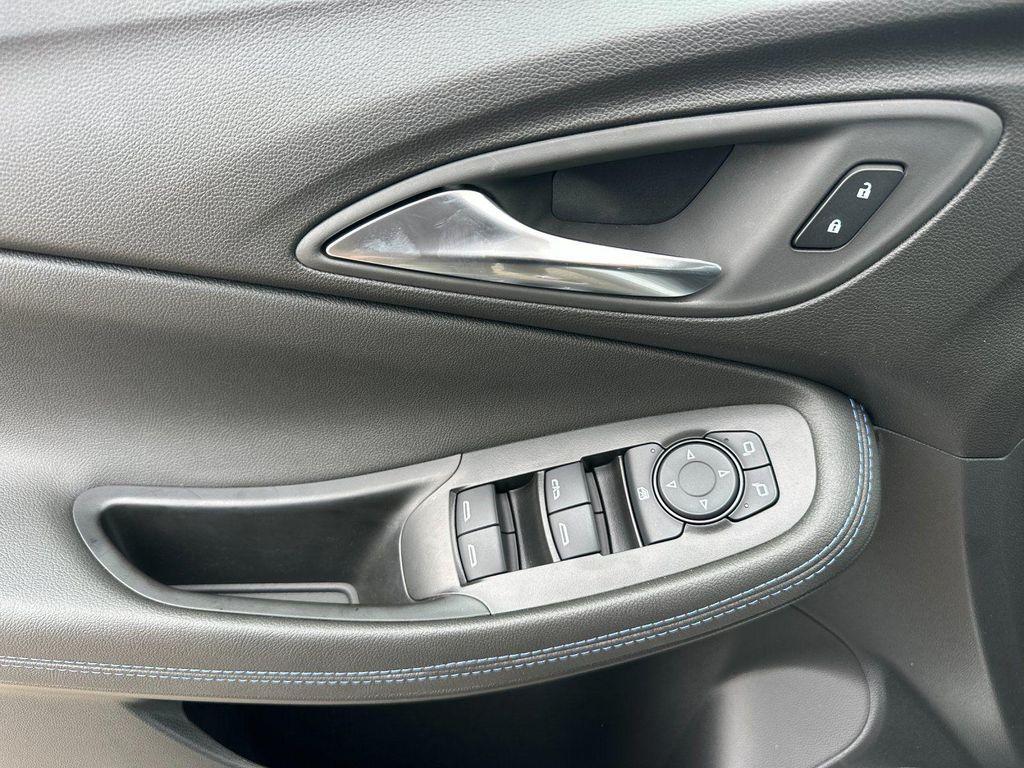 new 2026 Buick Encore GX car, priced at $29,195