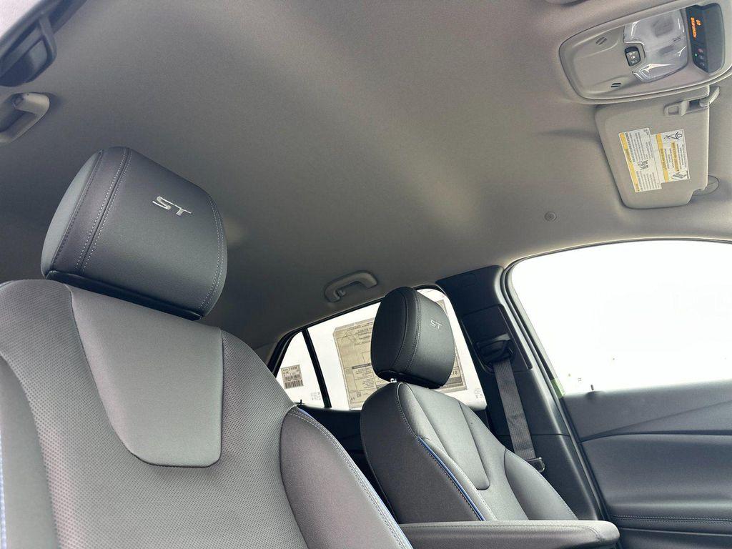 new 2026 Buick Encore GX car, priced at $29,195