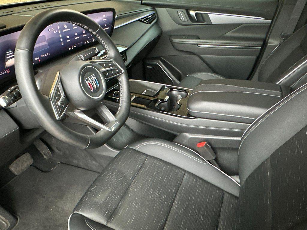 new 2025 Buick Enclave car, priced at $45,724