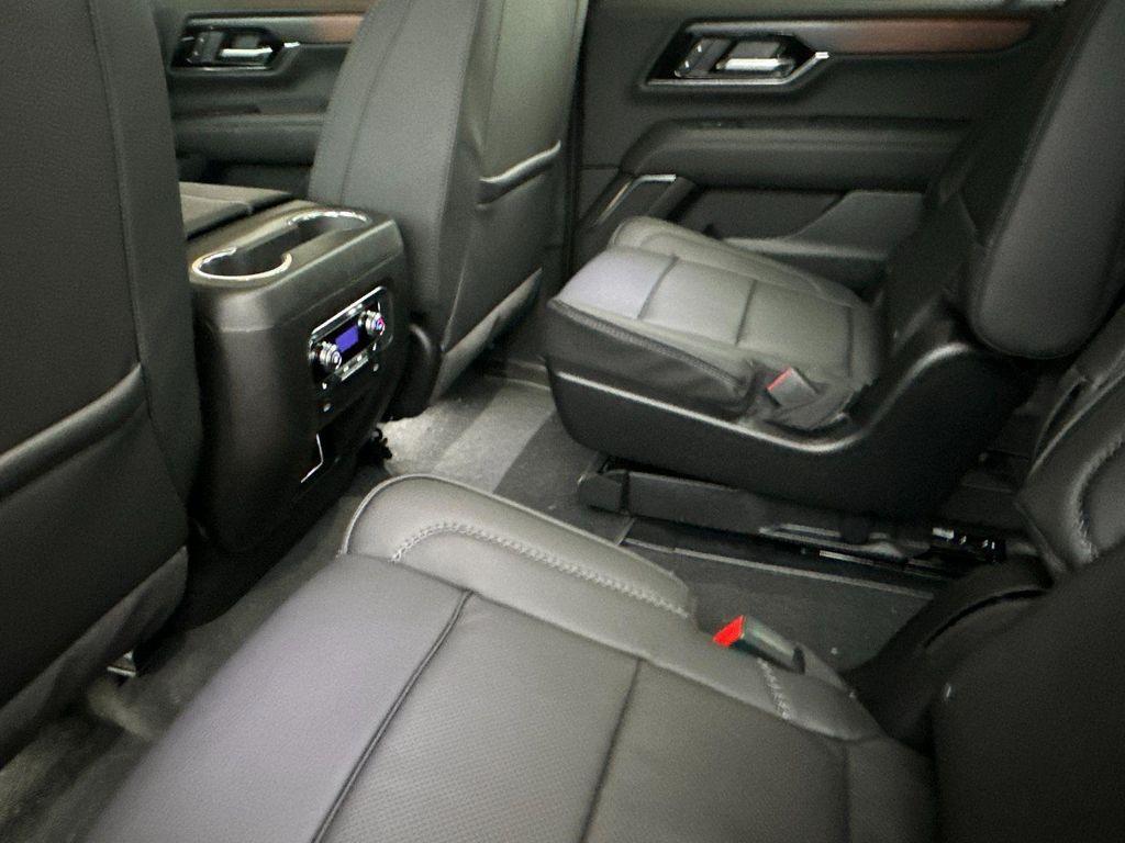 new 2026 GMC Yukon XL car, priced at $91,339