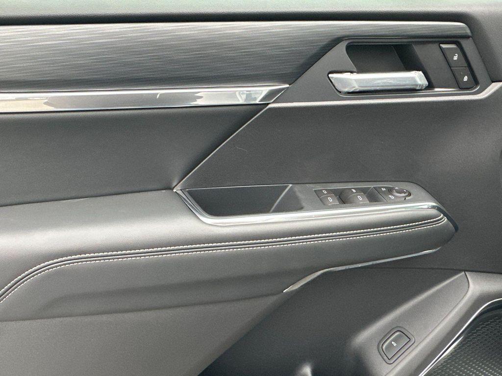 new 2026 GMC Acadia car, priced at $44,455