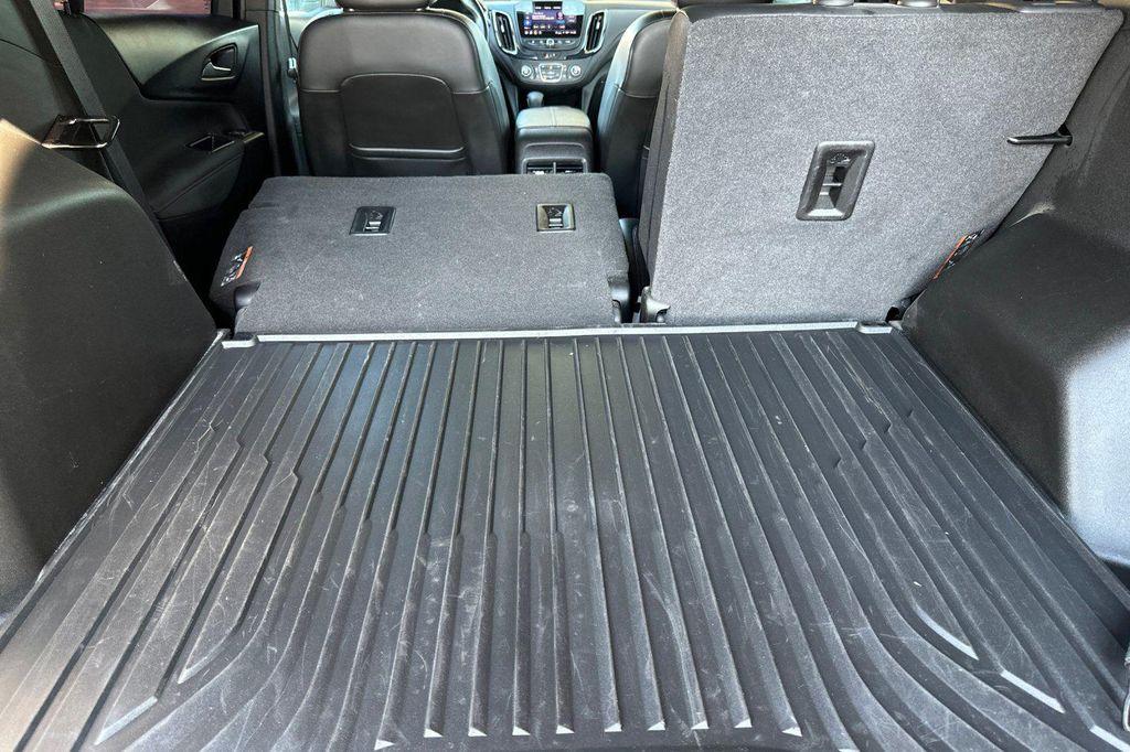 used 2022 Chevrolet Equinox car, priced at $21,390