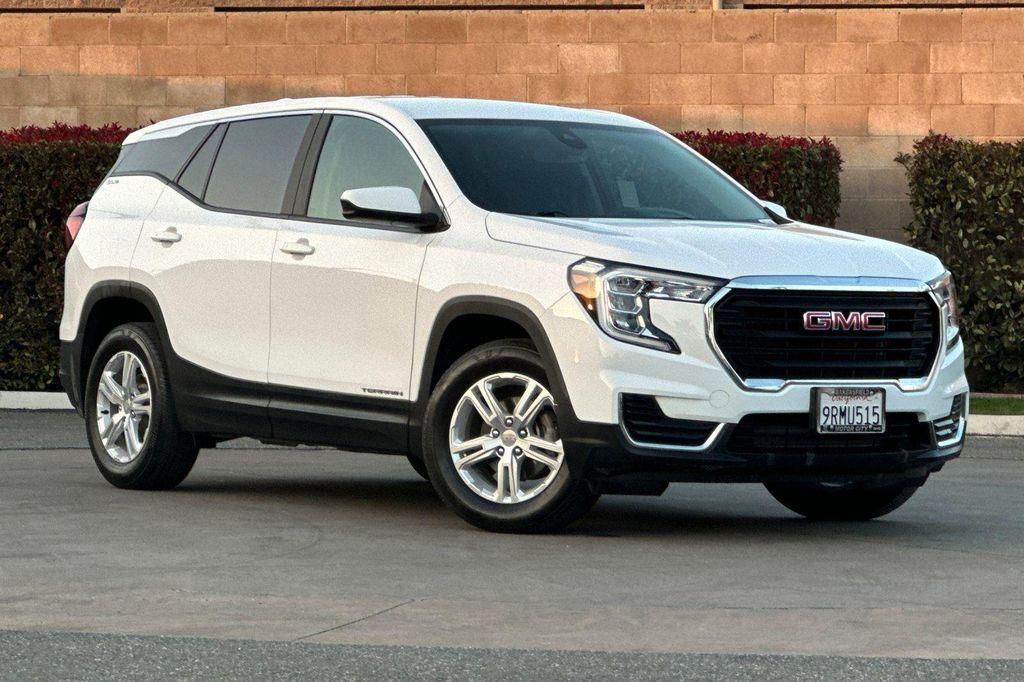 used 2024 GMC Terrain car, priced at $24,390