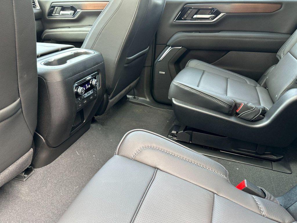 new 2026 GMC Yukon XL car, priced at $100,170