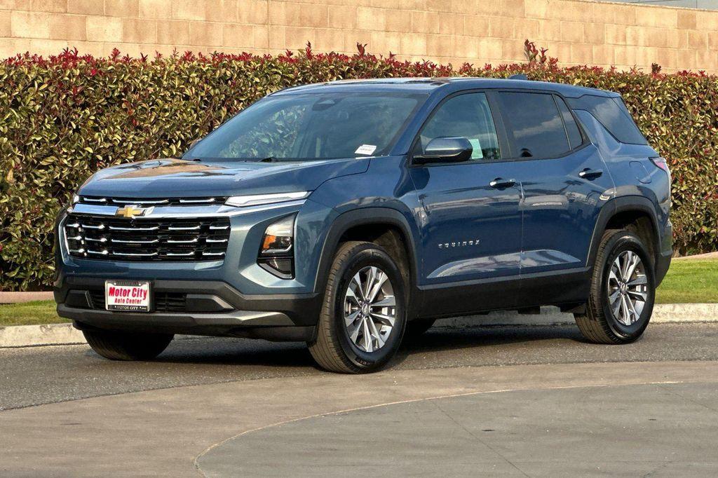 used 2025 Chevrolet Equinox car, priced at $27,560