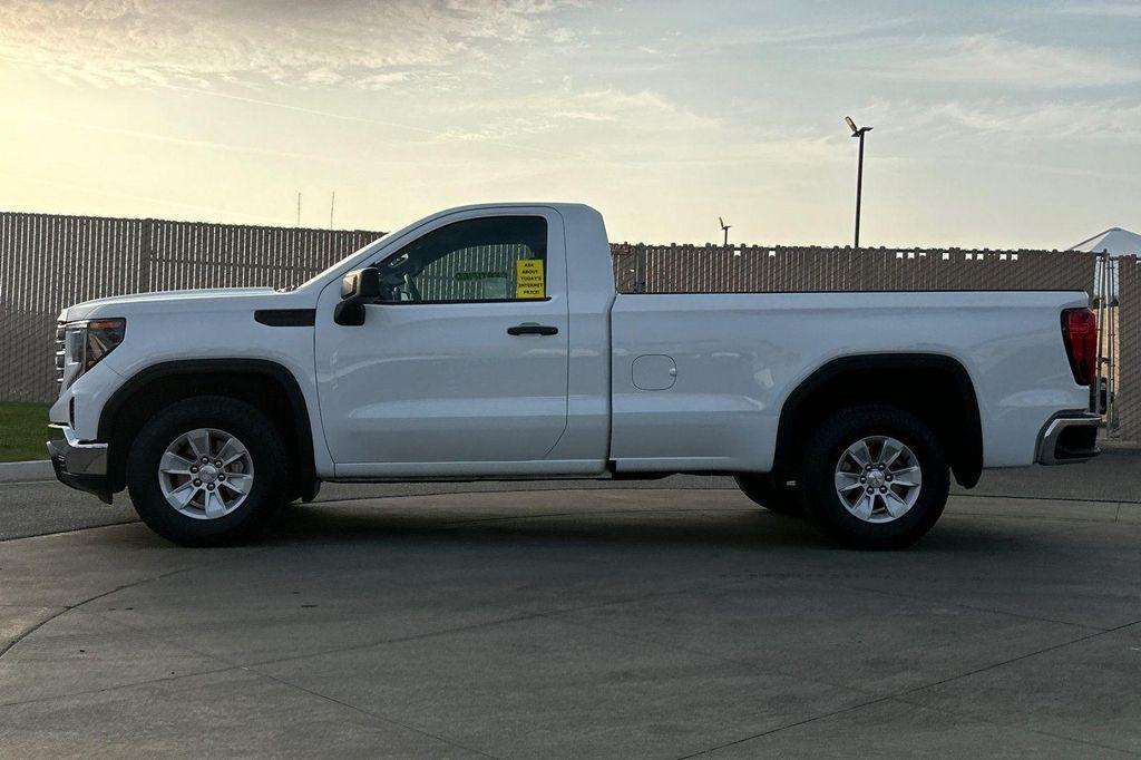 used 2023 GMC Sierra 1500 car, priced at $28,690