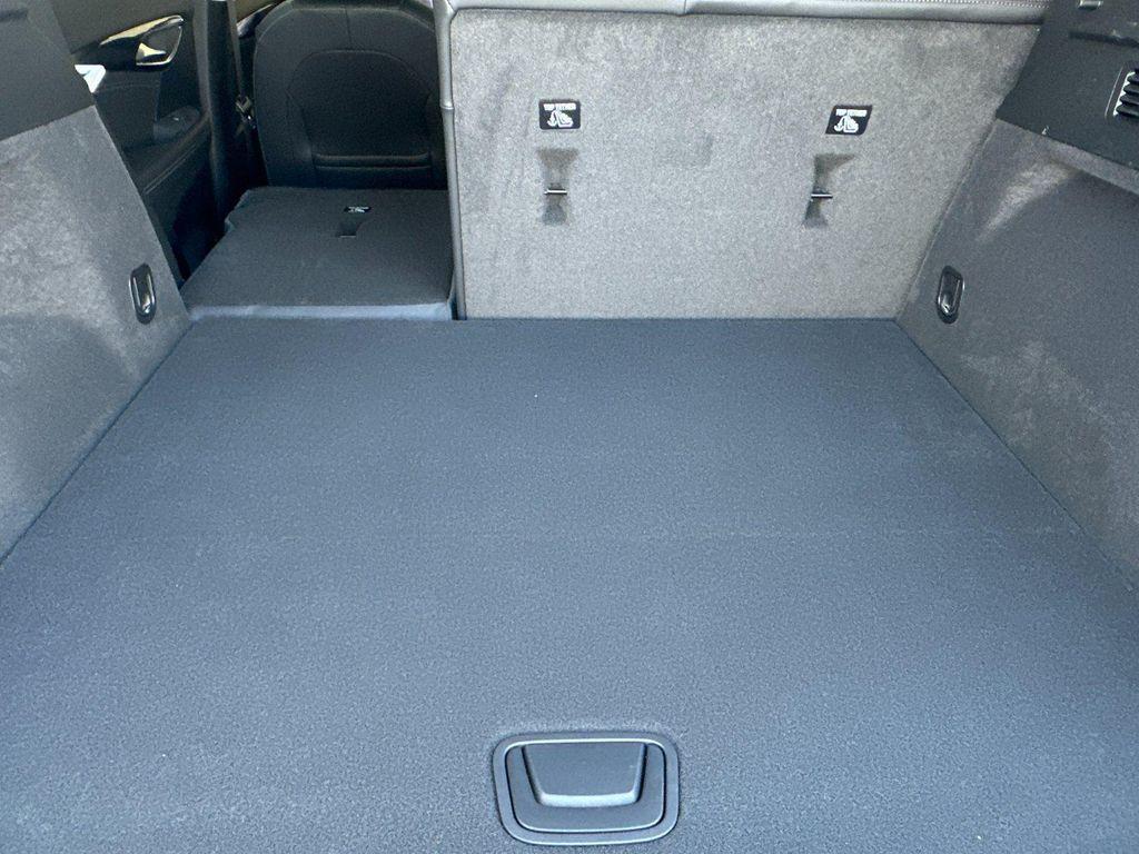 new 2025 Buick Envision car, priced at $37,205