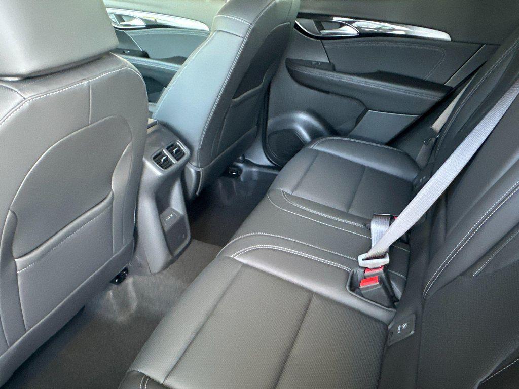 new 2025 Buick Envision car, priced at $37,205