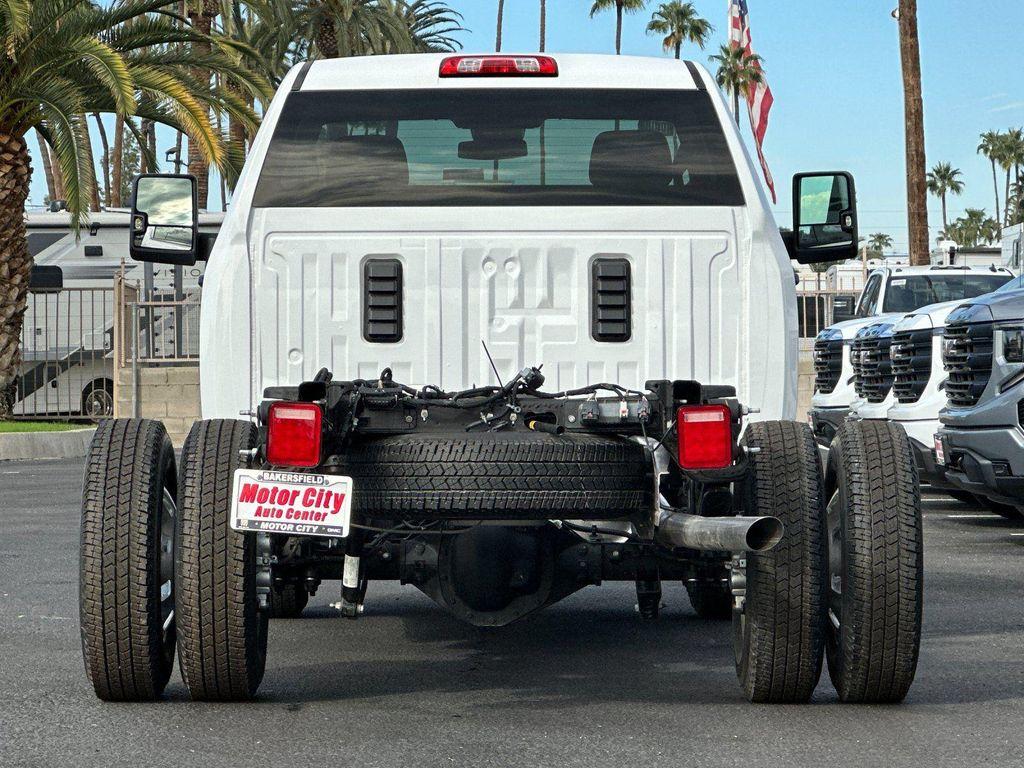 new 2025 GMC Sierra 3500 car, priced at $52,412