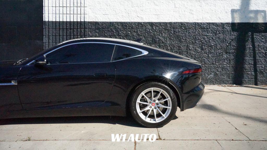 Jaguar F-Type view 9