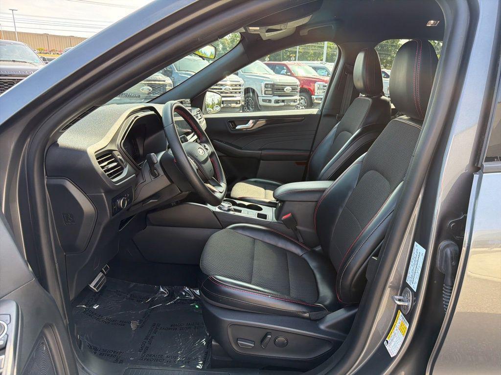 used 2024 Ford Escape car, priced at $21,797