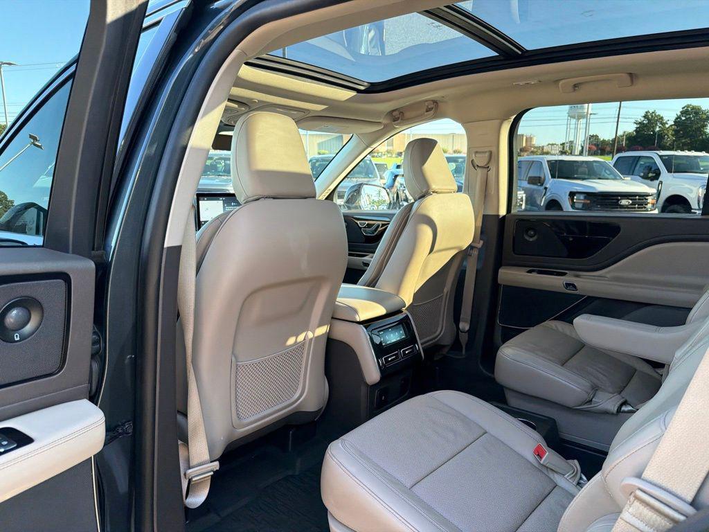 used 2021 Lincoln Aviator car, priced at $29,297