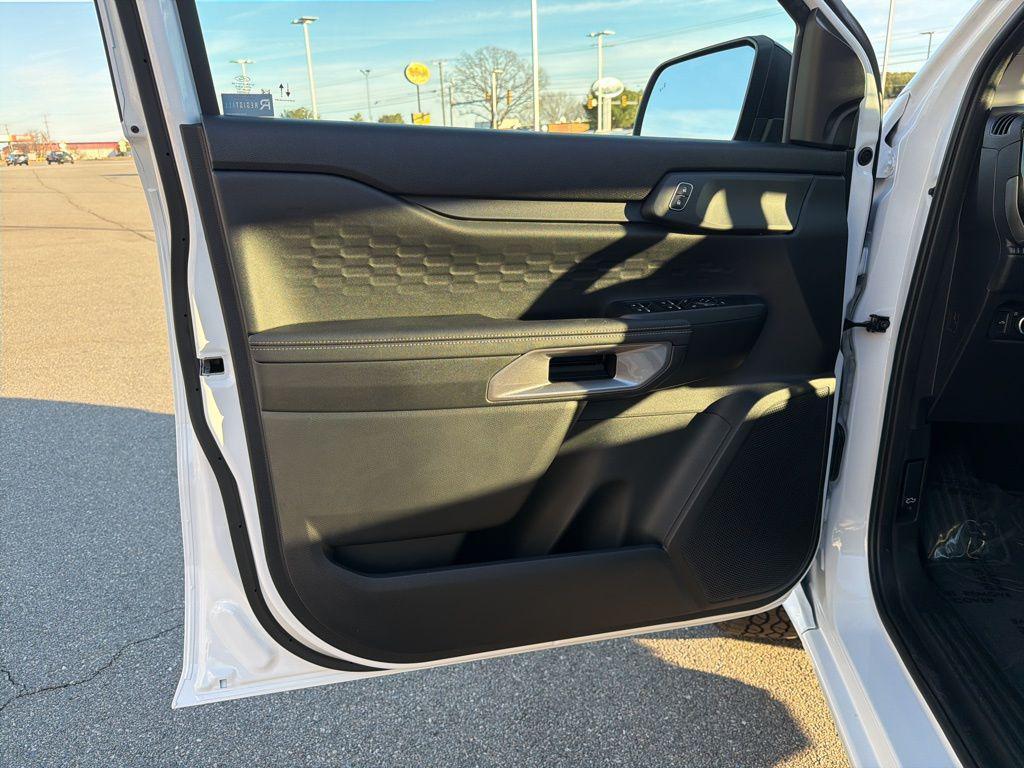 new 2025 Ford Ranger car, priced at $39,073