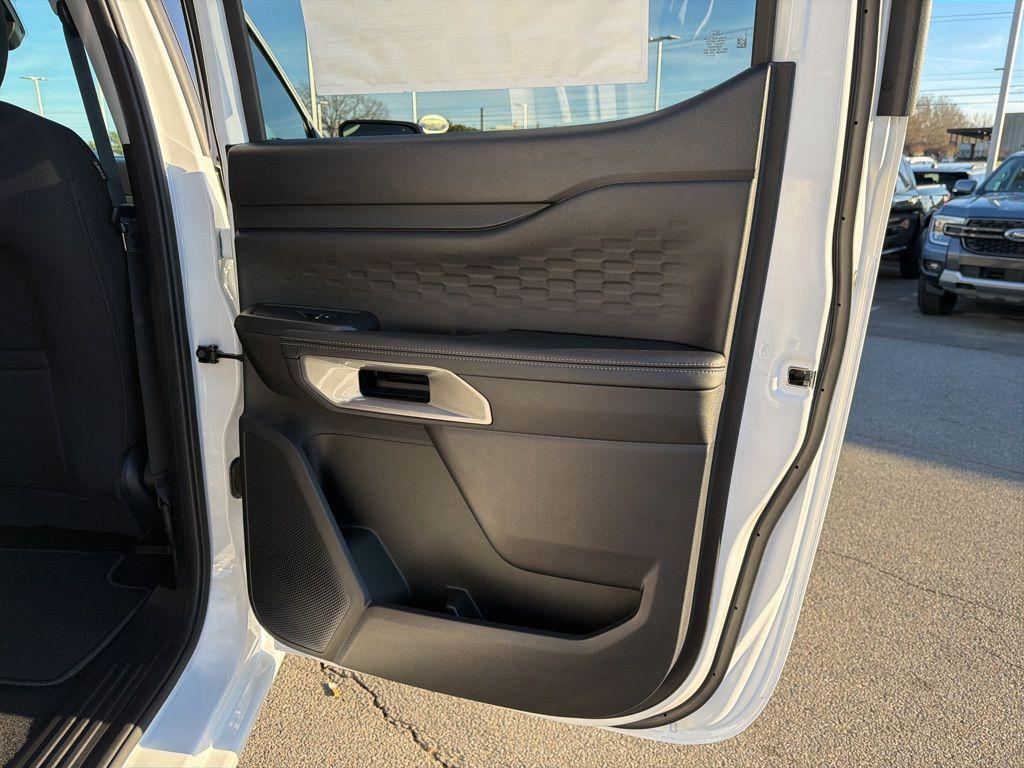 new 2025 Ford Ranger car, priced at $39,073