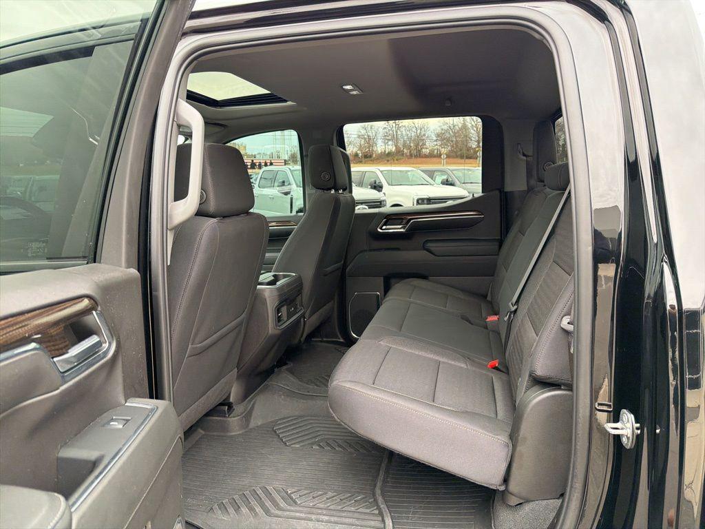 used 2024 Chevrolet Silverado 1500 car, priced at $50,991