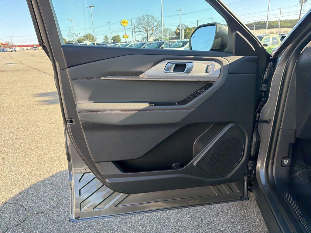 new 2026 Ford Explorer car, priced at $46,920