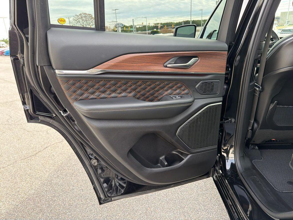 used 2025 Jeep Grand Cherokee car, priced at $46,992