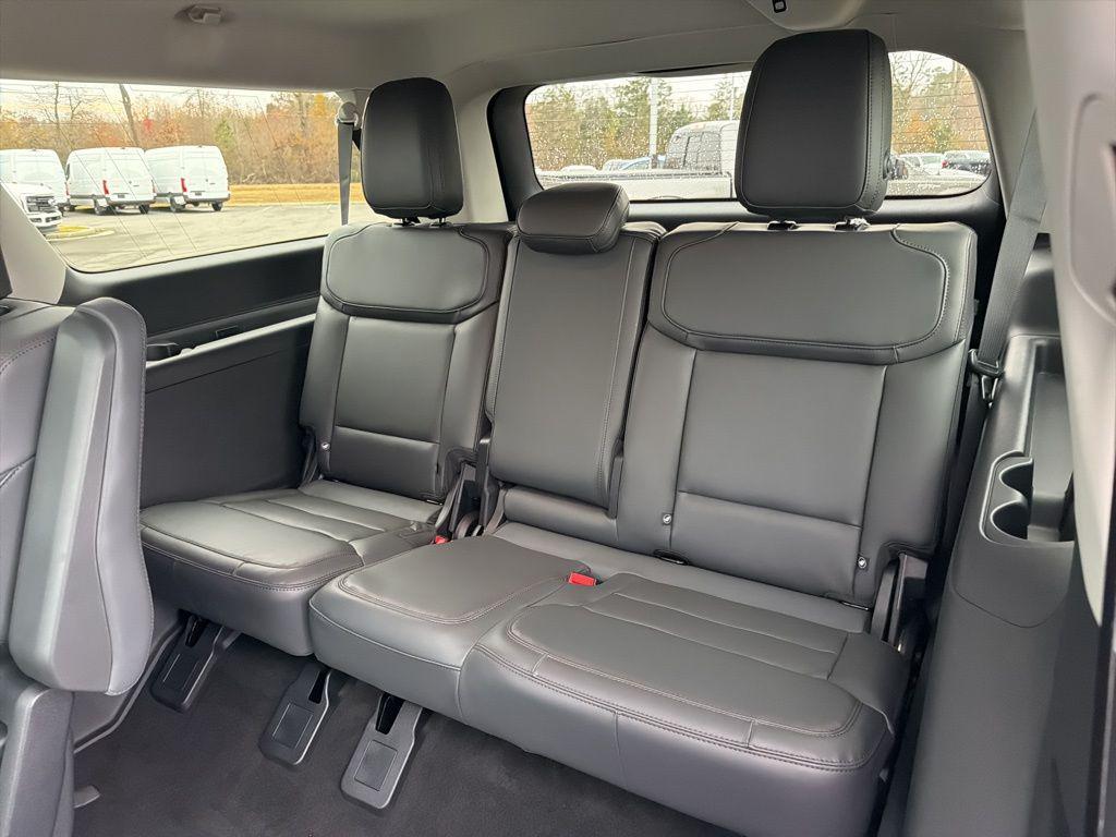 new 2025 Ford Expedition Max car, priced at $69,455