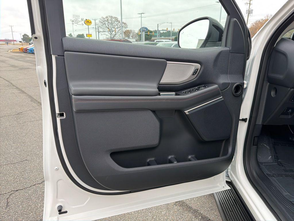 new 2025 Ford Expedition Max car, priced at $69,455