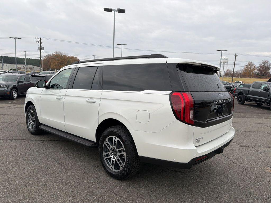 new 2025 Ford Expedition Max car, priced at $69,455